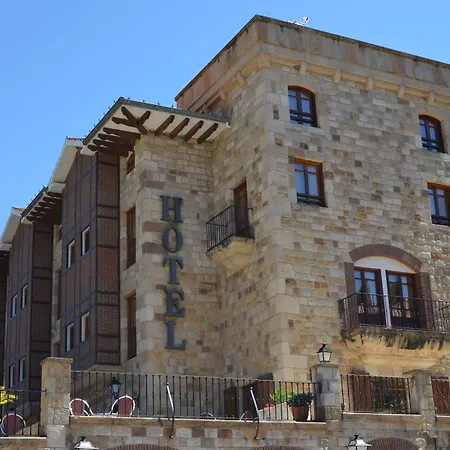 Infantado فندق 2*